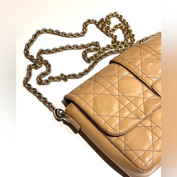 Dior Miss Dior mini bag on chain - Picture 7 of 14